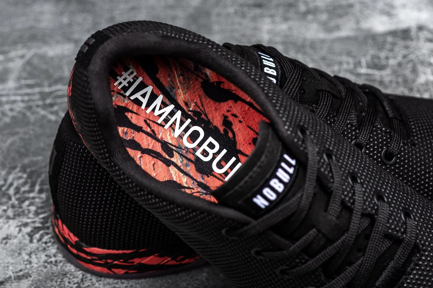 BLACK SPILL TRAINER (MEN'S)