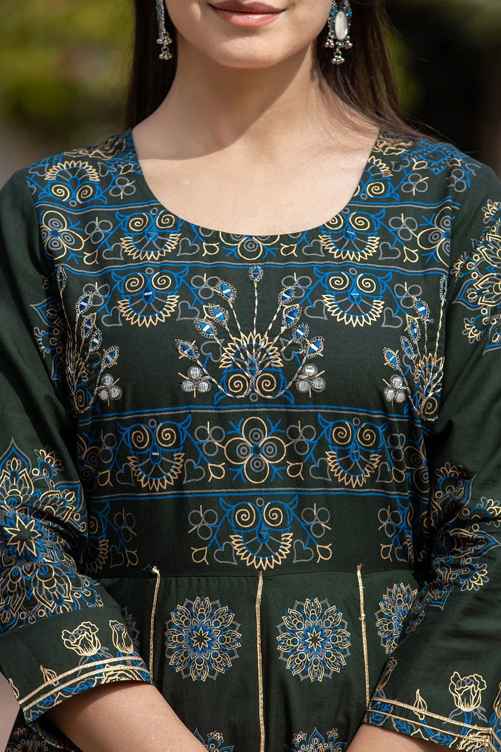 Green Floral Gold Printed Ethnic Gown (Pack Of 1)