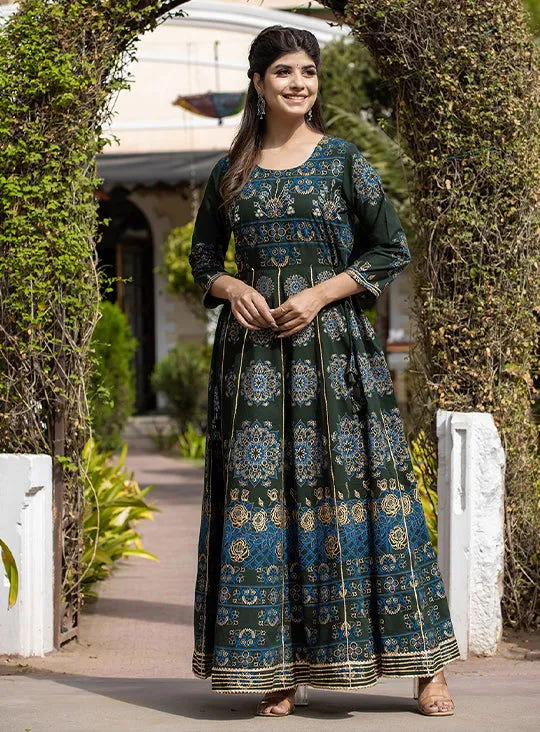Green Floral Gold Printed Ethnic Gown (Pack Of 1)