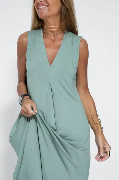 Helen™ | Elegant Sleeveless Dress