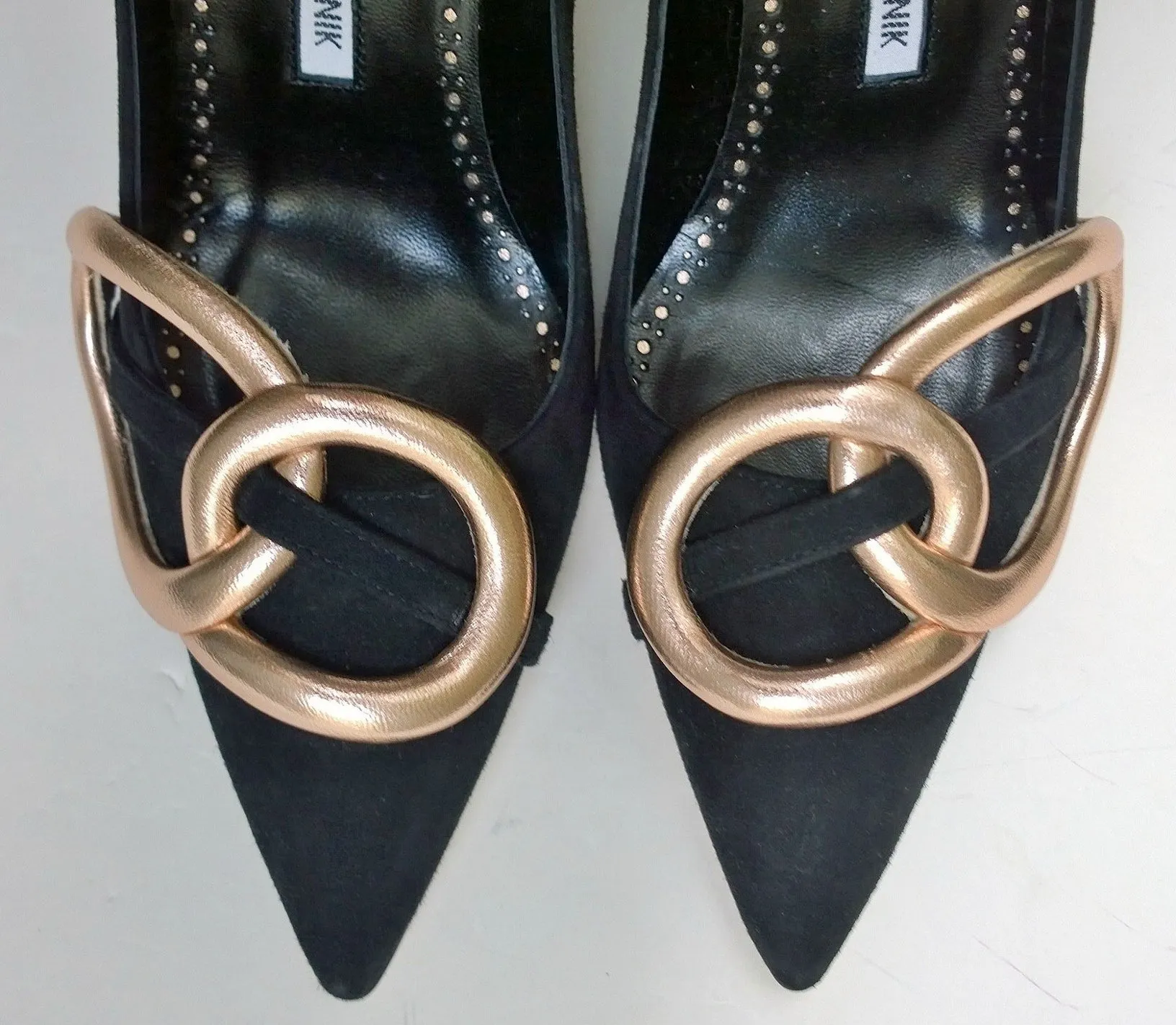 Manolo Blahnik Susidad 105 Black Suede with Rose Gold Leather