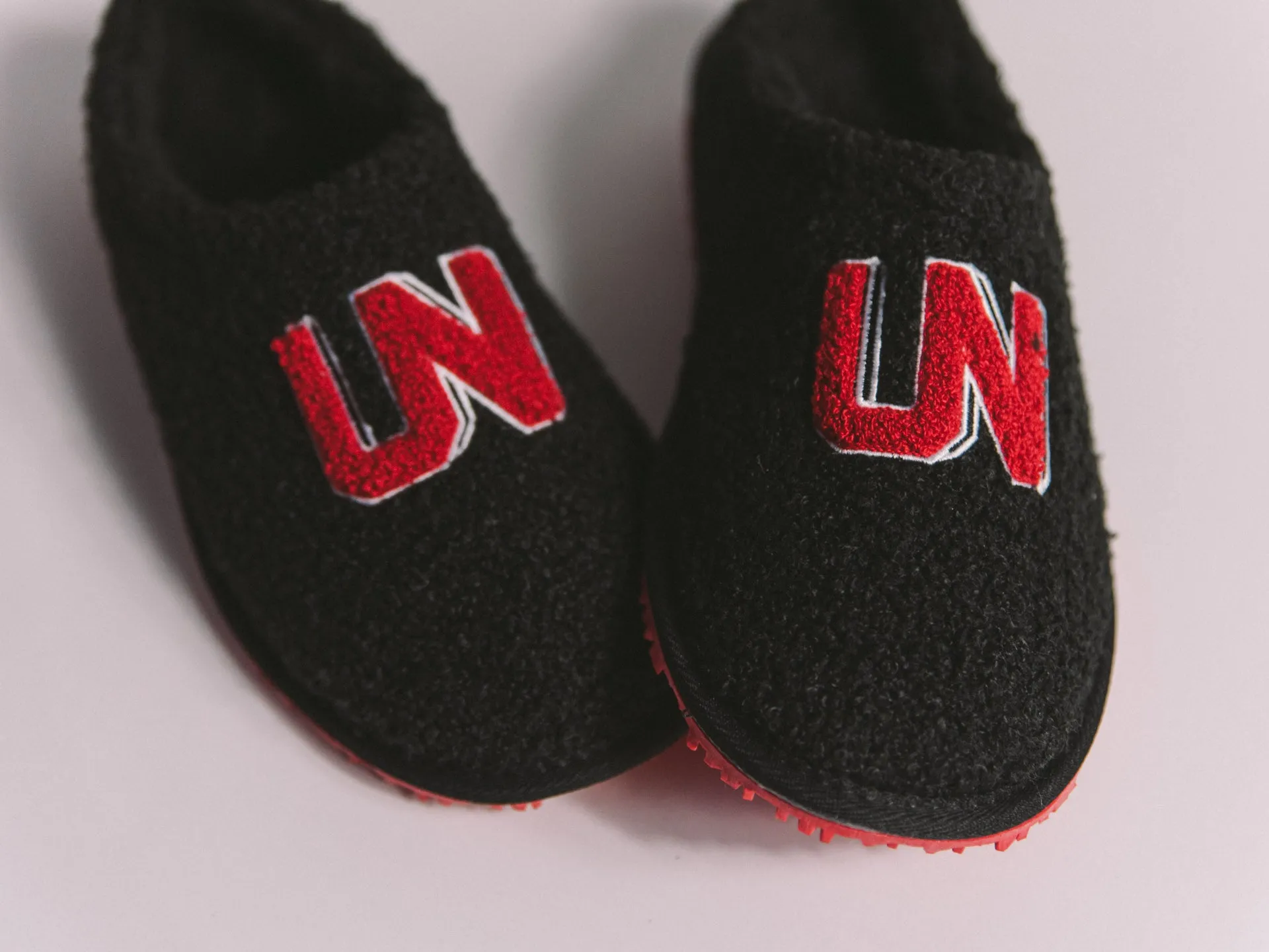 UNHEARDOF Core Logo Indoor House Slippers 'Otto'