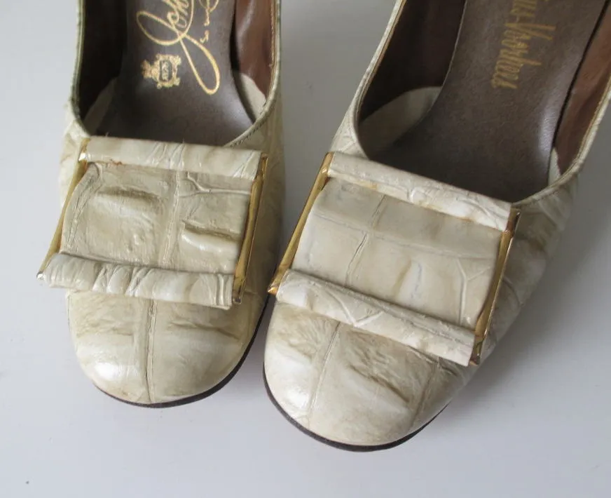 Vintage 60's Alligator Heels Shoes 7.5 AA